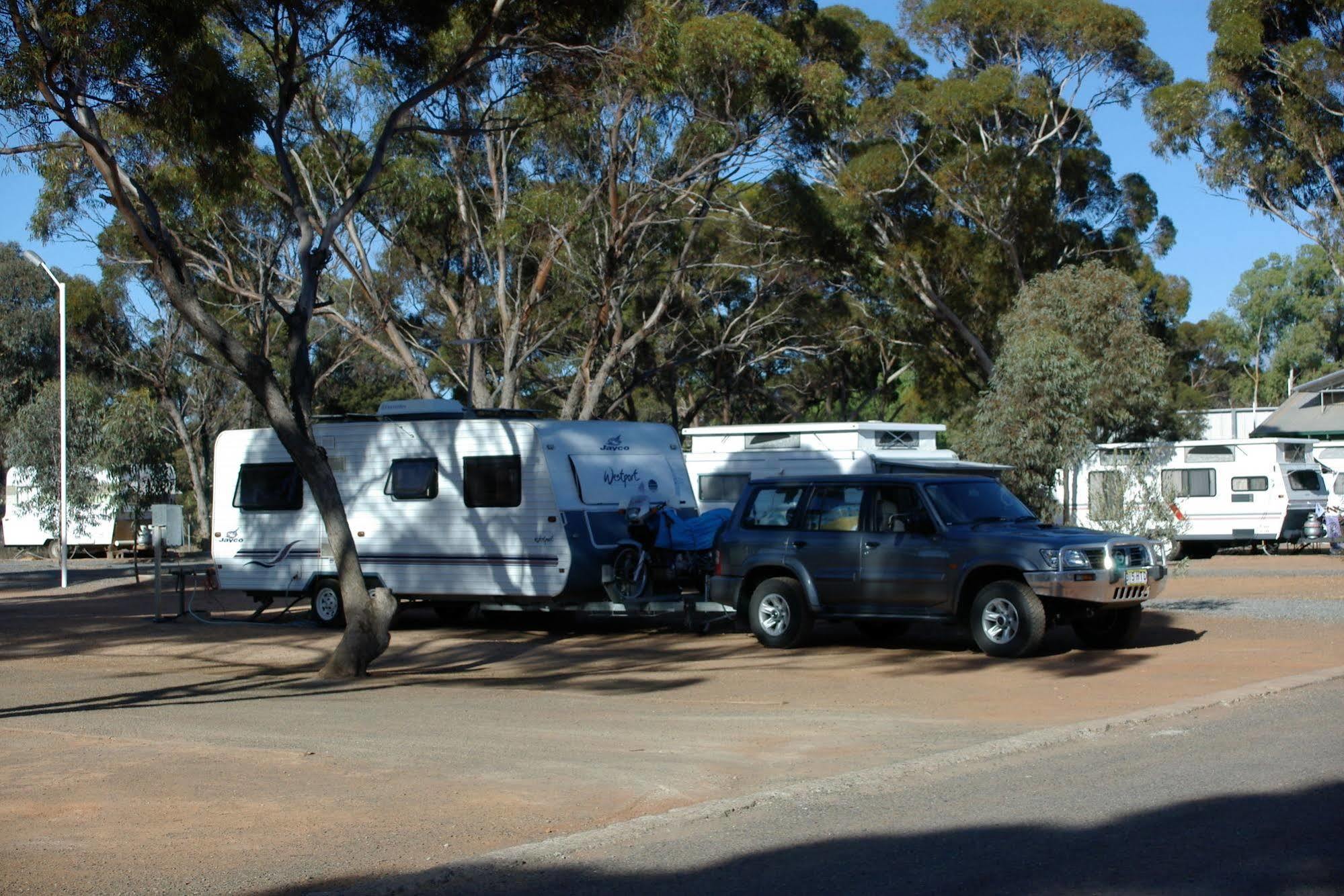 Acclaim Gateway Caravan Park Dundas エクステリア 写真
