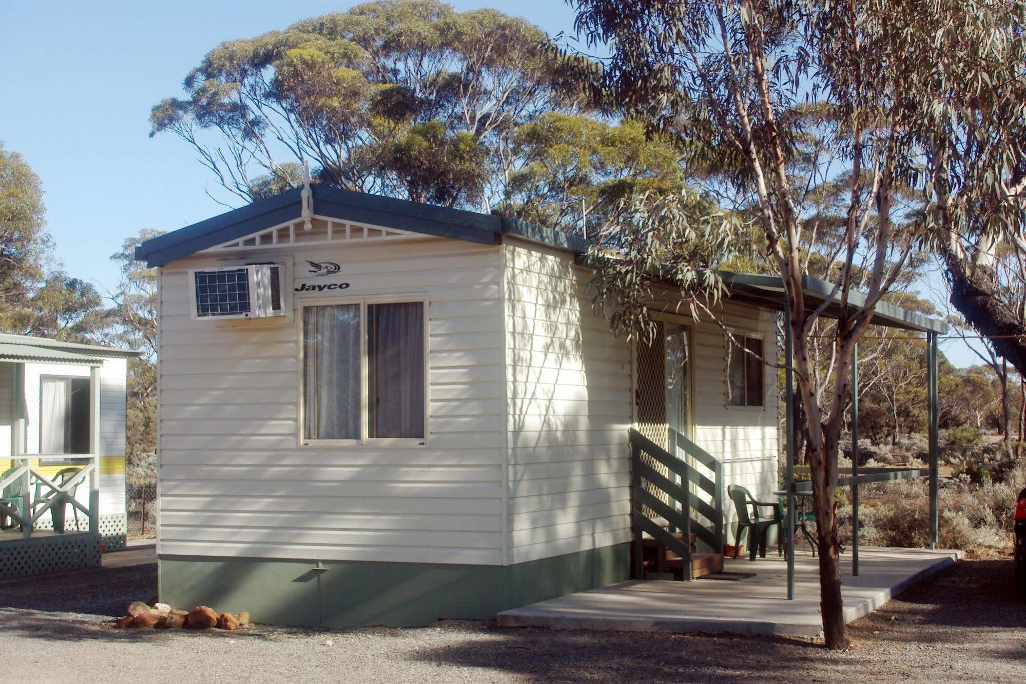 Acclaim Gateway Caravan Park Dundas エクステリア 写真